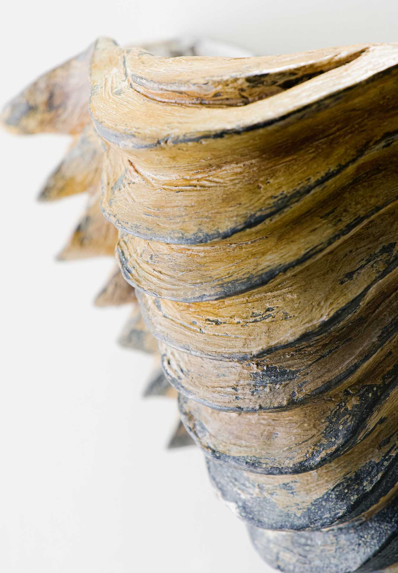Clam Shell Wall Light Small - Image 9