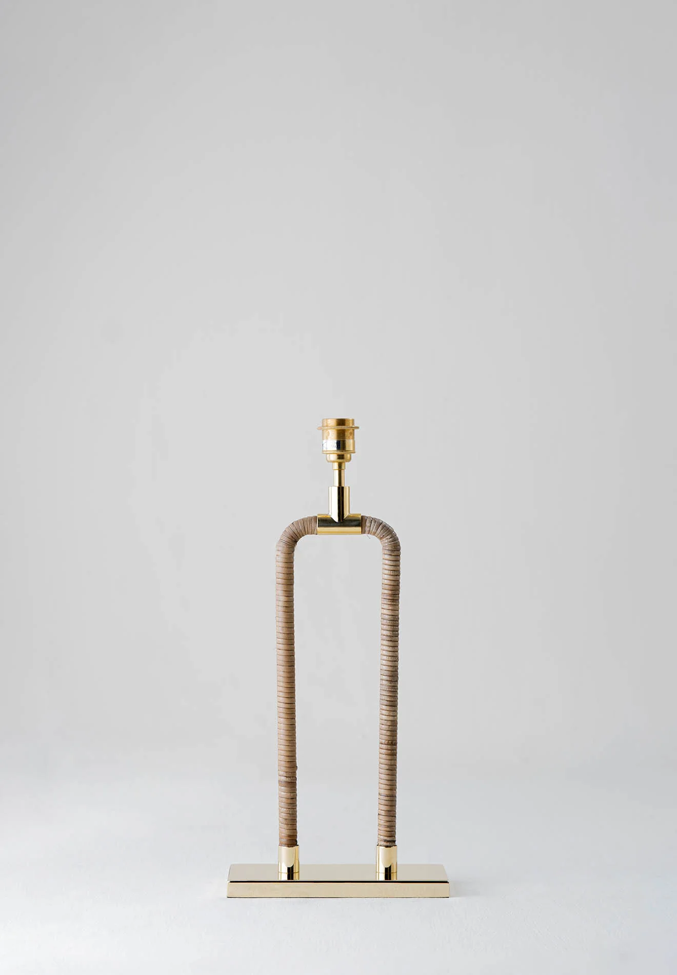 Holden Arched Lamp - Image 4
