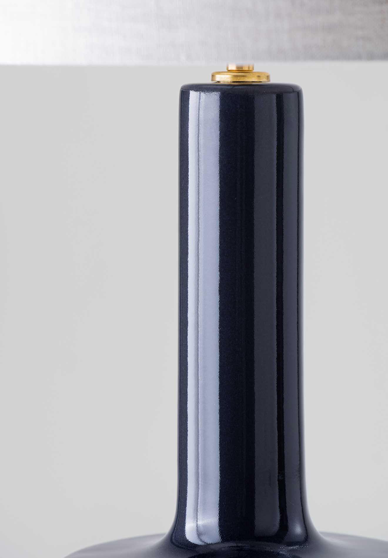 Ianthe Lamp - Image 10