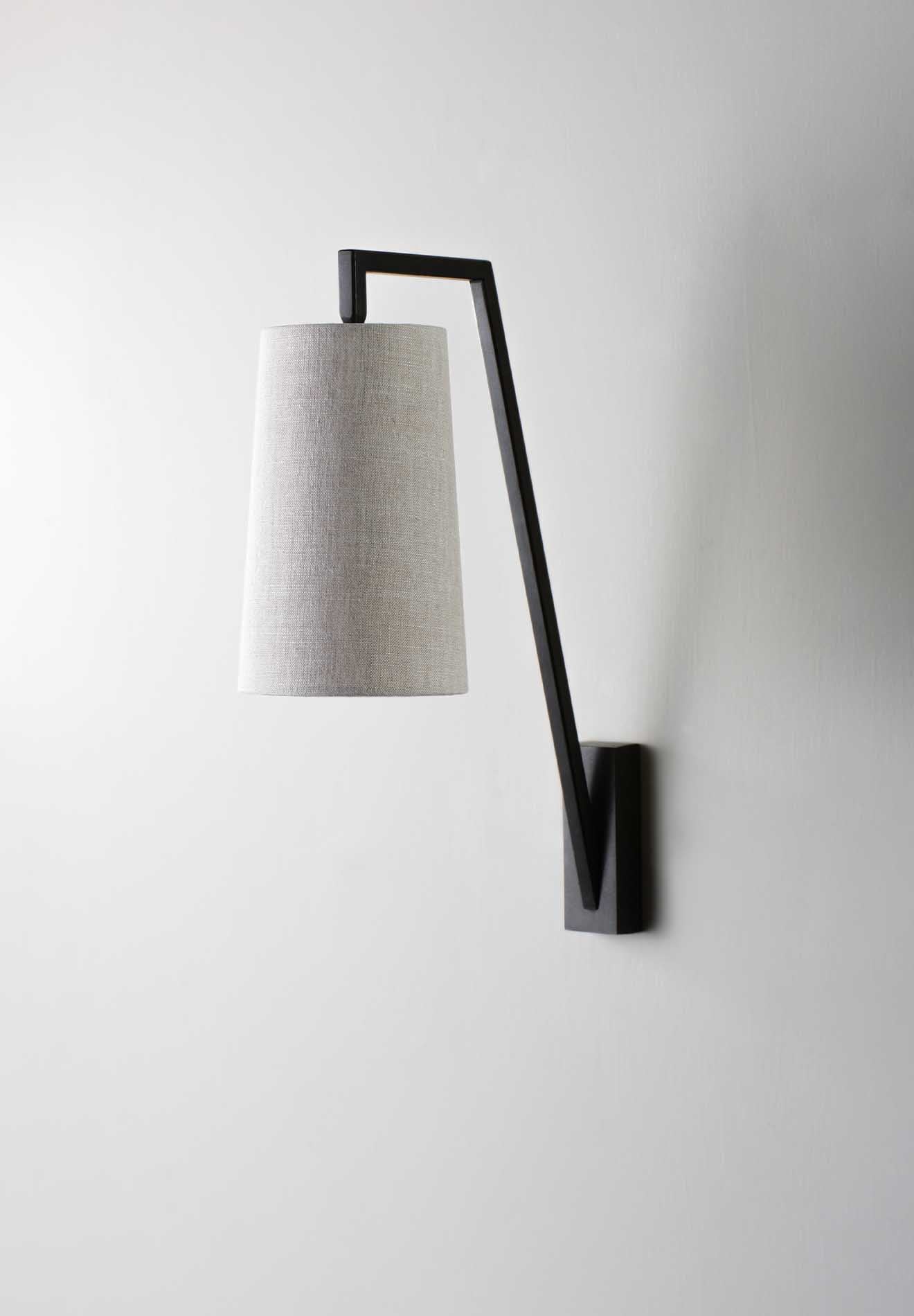 Monty Wall Light Senior - Image 5