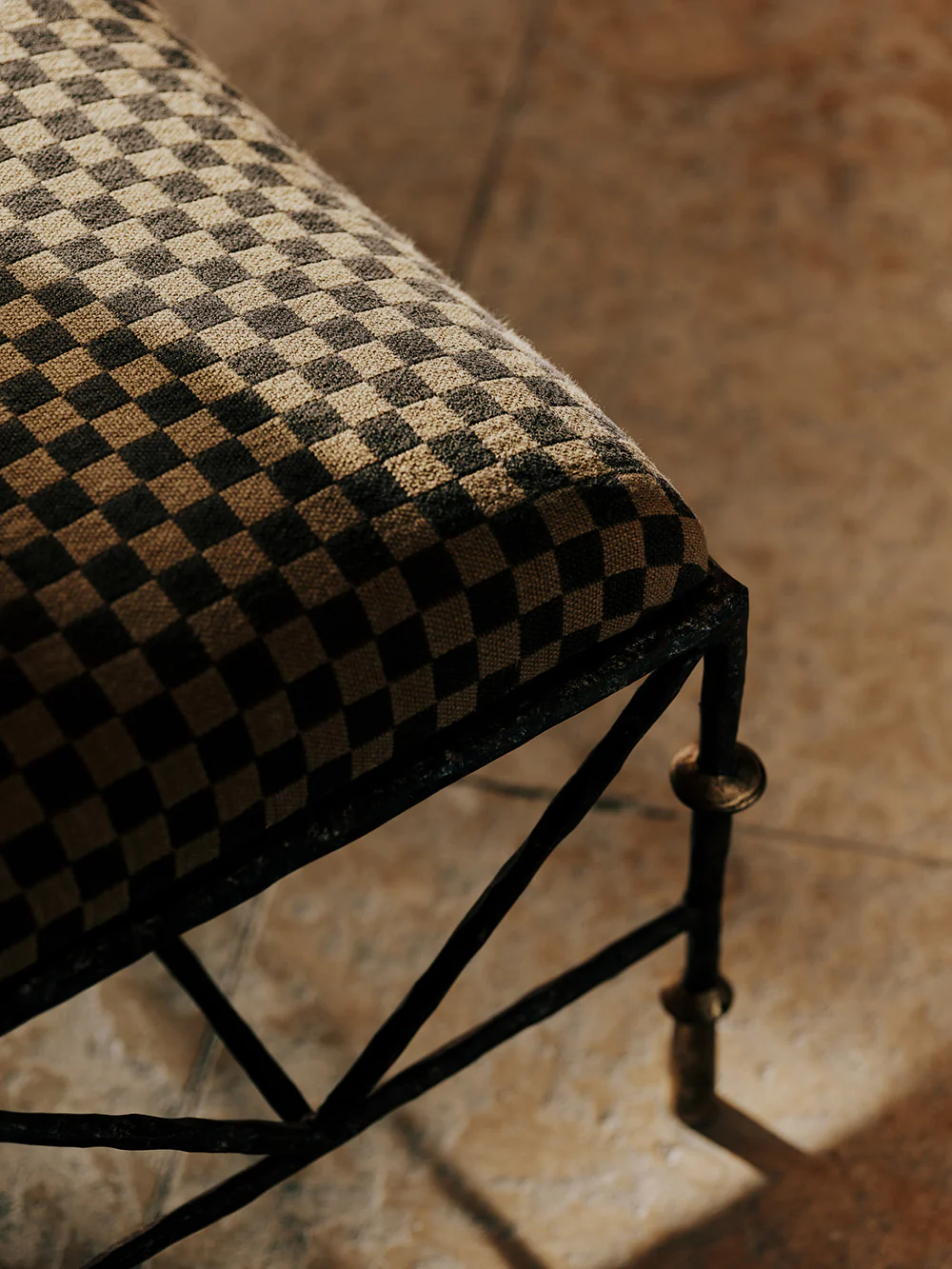 Stanley Curved Stool - Image 9