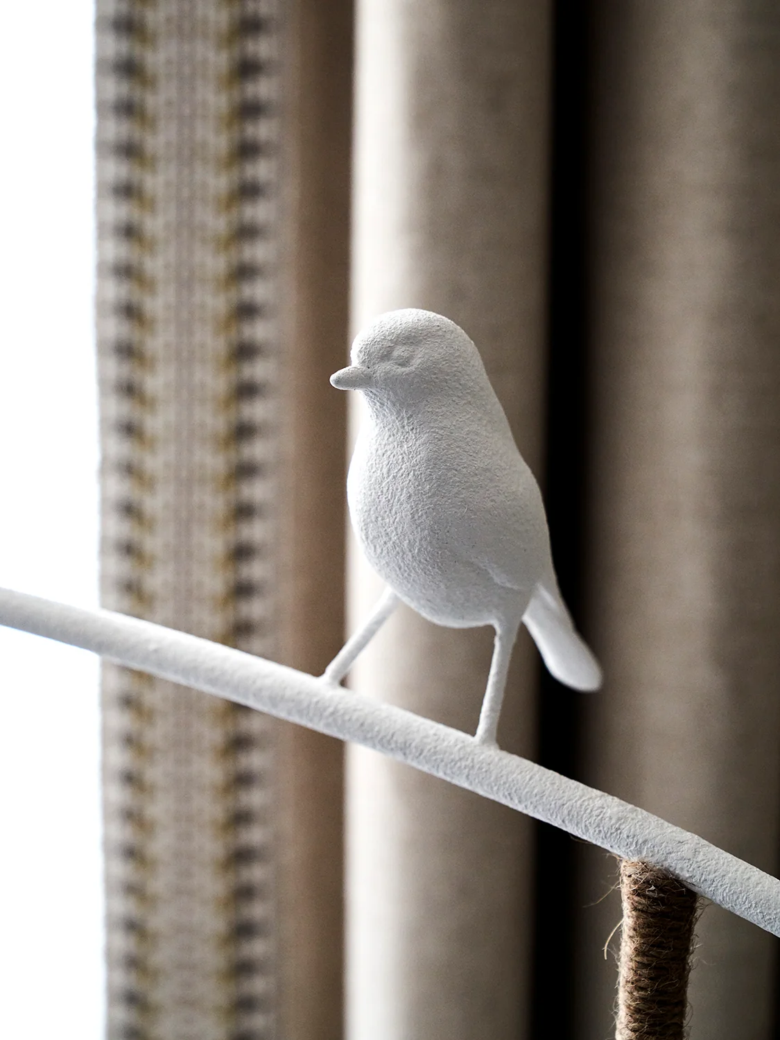 Sunny Robin Floor Lamp - Image 4